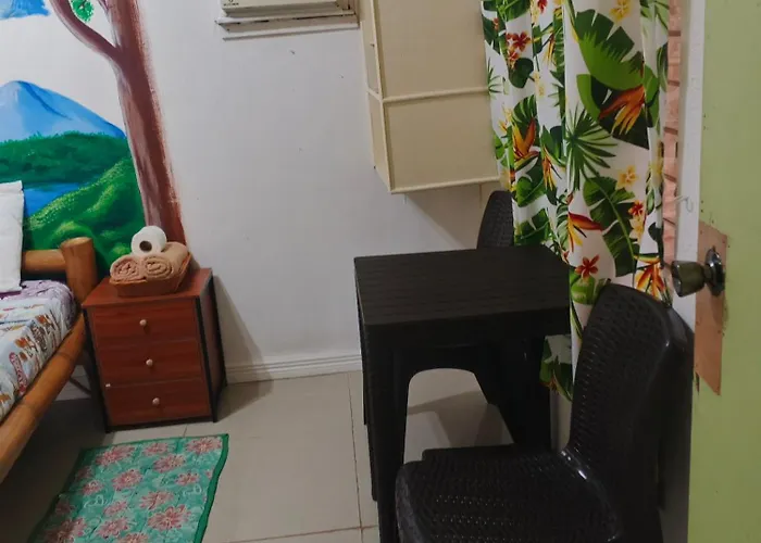 The Cronin Bed & Breakfast Oslob